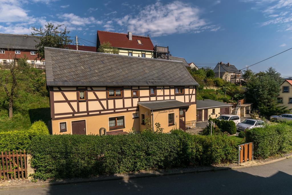 Апартаменти Ferienhaus Rosalie Altendorf  Екстер'єр фото